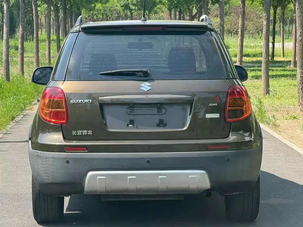 SX4 Sharp Ride 1.8 L Auto Sport