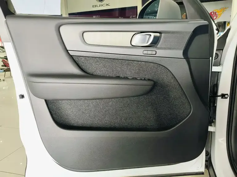 Volvo XC40 B3 Smart Vision Luxury