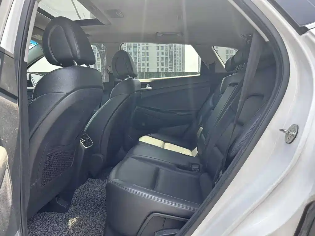 Tucson 1.6 T DCT 2 WD Intelligent