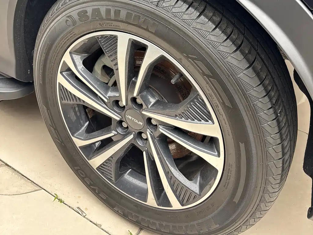 Jetour X70 PLUS 捷途X70 PLUS 2021款 1.5 T 手动林 7座