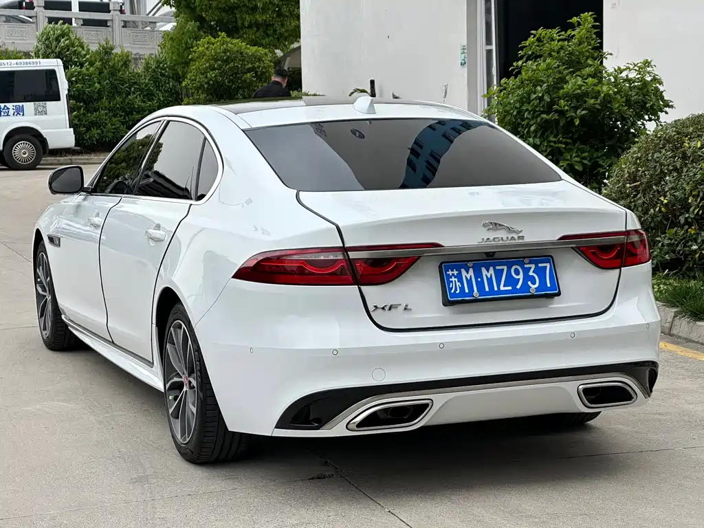 Jaguar XFL XFL 2.0 T P250 2 WD Elite Sport