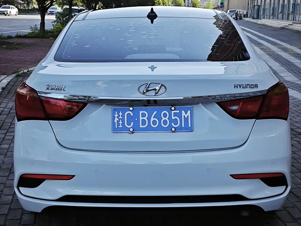 Mistra 1.8 L Auto Intelligent GLS CN-V