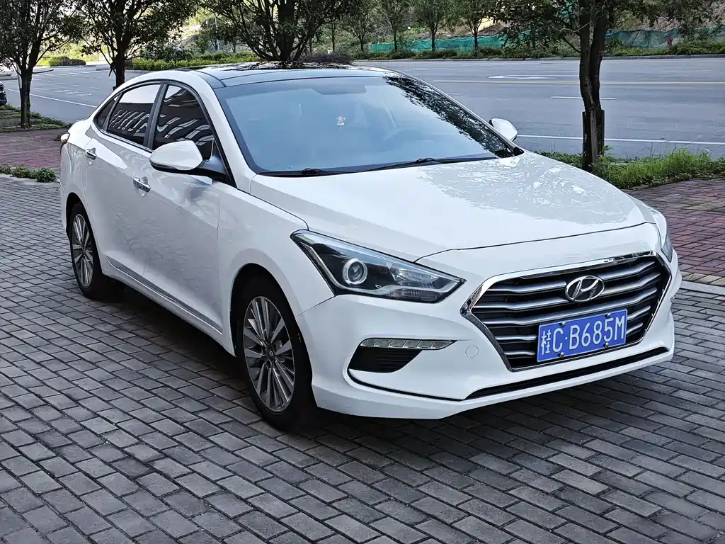 Mistra 1.8 L Auto Intelligent GLS CN-V