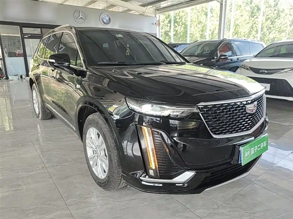 Cadillac XT6 2.0 T 6-seat 4 WD Style