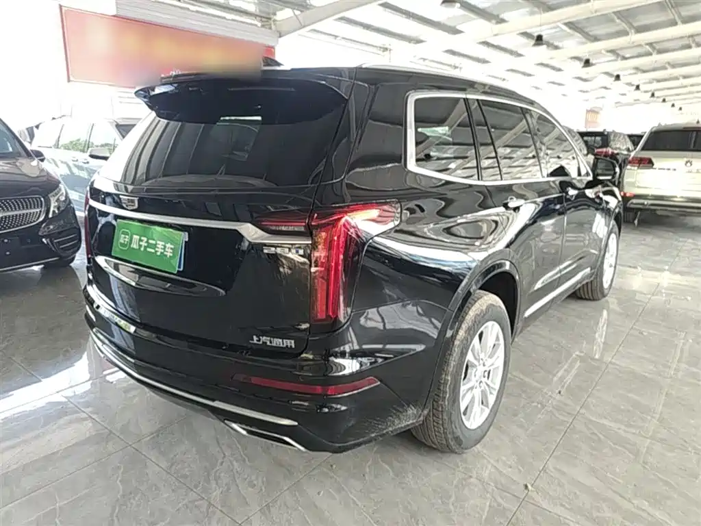 Cadillac XT6 2.0 T 6-seat 4 WD Style