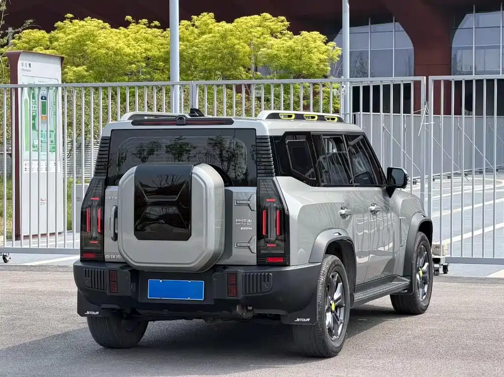 Jetour Traveller 2.0 T 4 WD Cross PRO