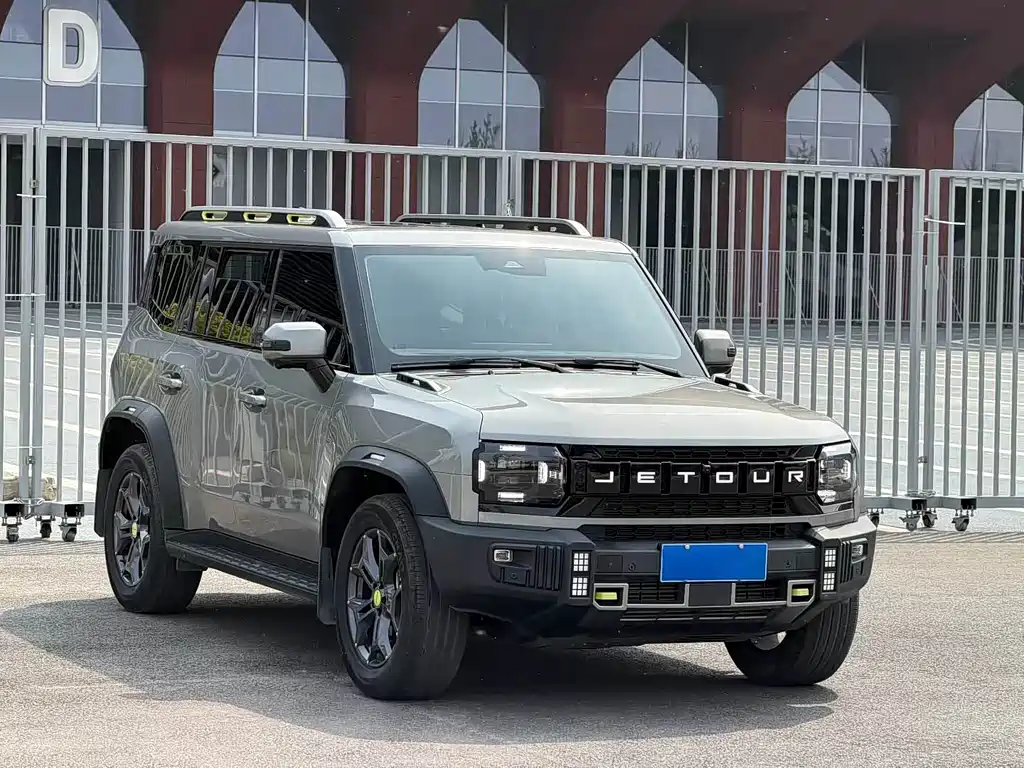 Jetour Traveller 2.0 T 4 WD Cross PRO