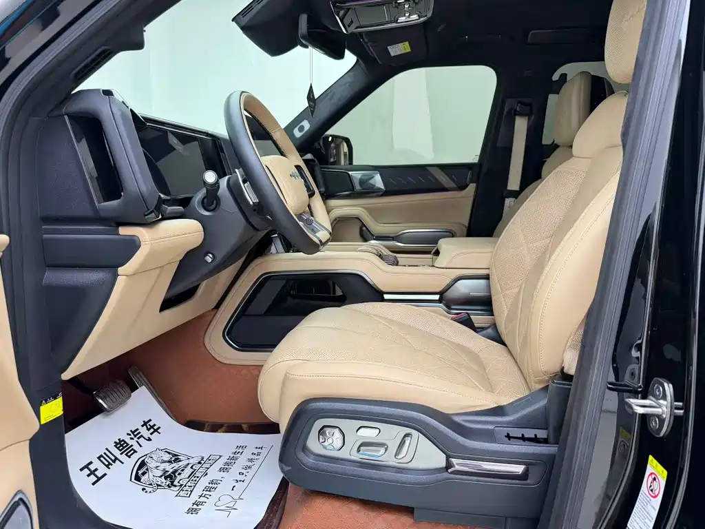 Leopard 8 Brave Flagship 7-seat