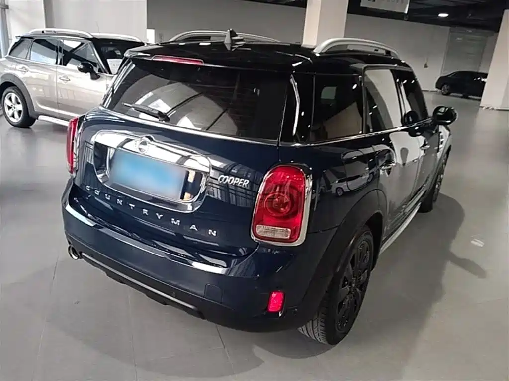 MINI COUNTRYMAN 1.5 T COOPER ALL4 Artist