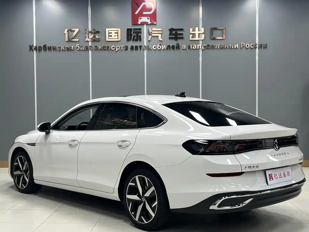 Lamando Lamando L 280 TSI DSG Spicy Cool