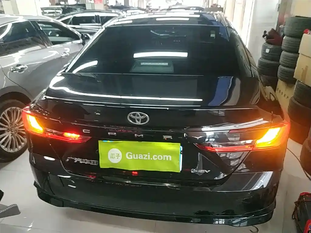 Camry Dual Engine 2.0 HGVP Luxury