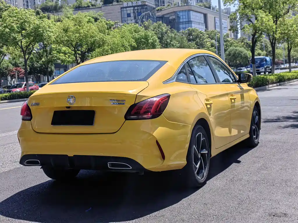 MG5 300 TGI DCT Youth Luxury Trend