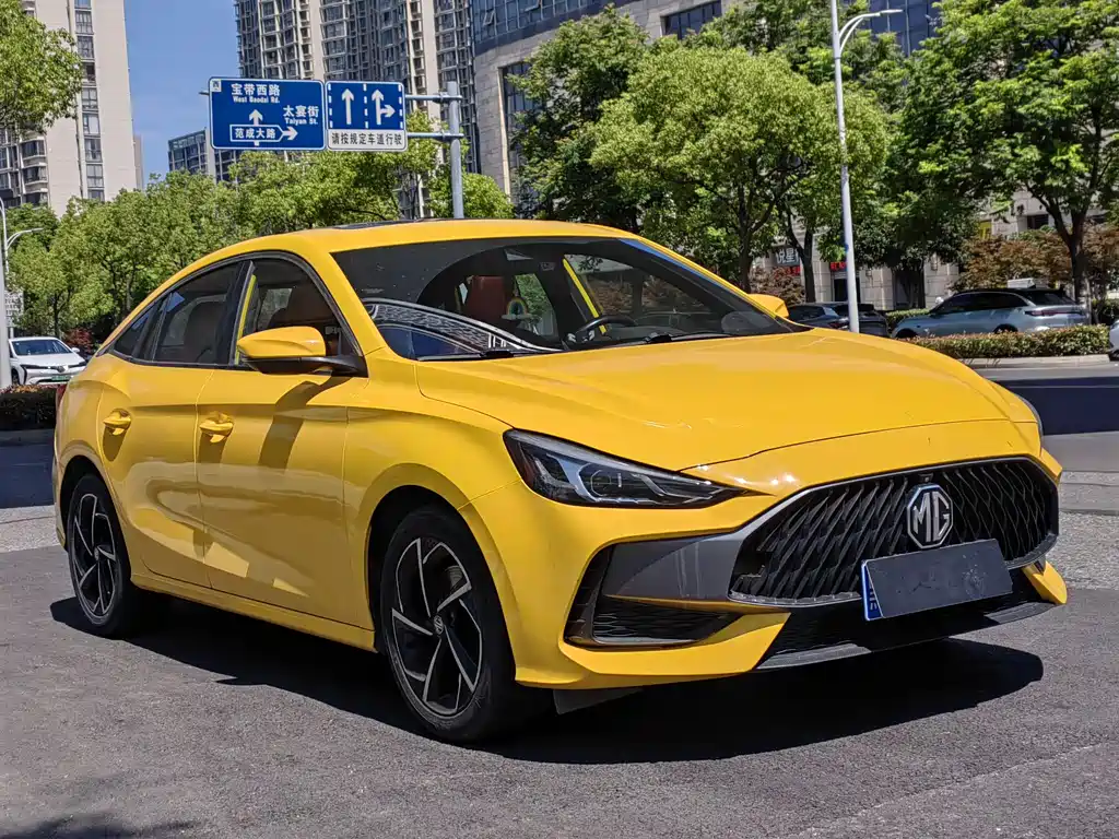 MG5 300 TGI DCT Youth Luxury Trend