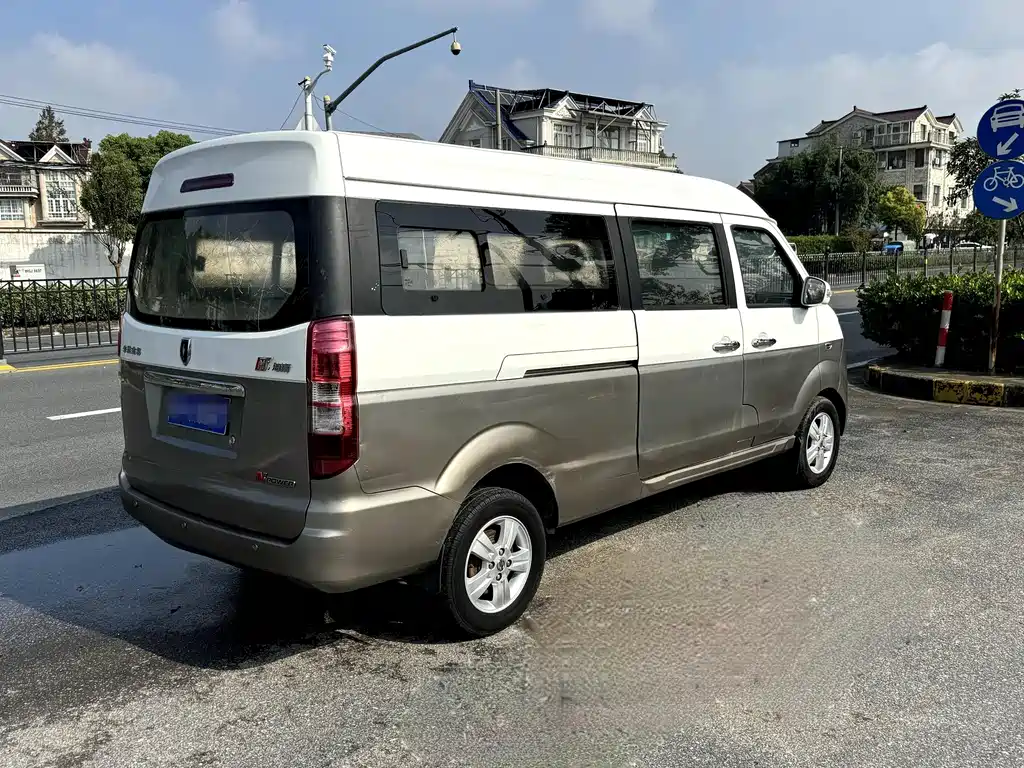 New Haishi X30 L 新海狮X30 L 2018款 1.5 L商务版DLCG14