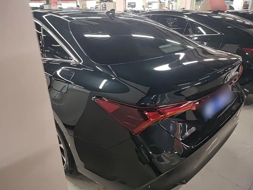 Avalon 2.0 L Luxury