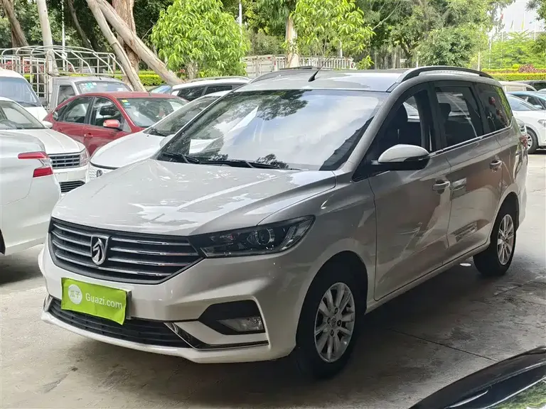 Baojun 360 1.5 L Auto Elite CN-V