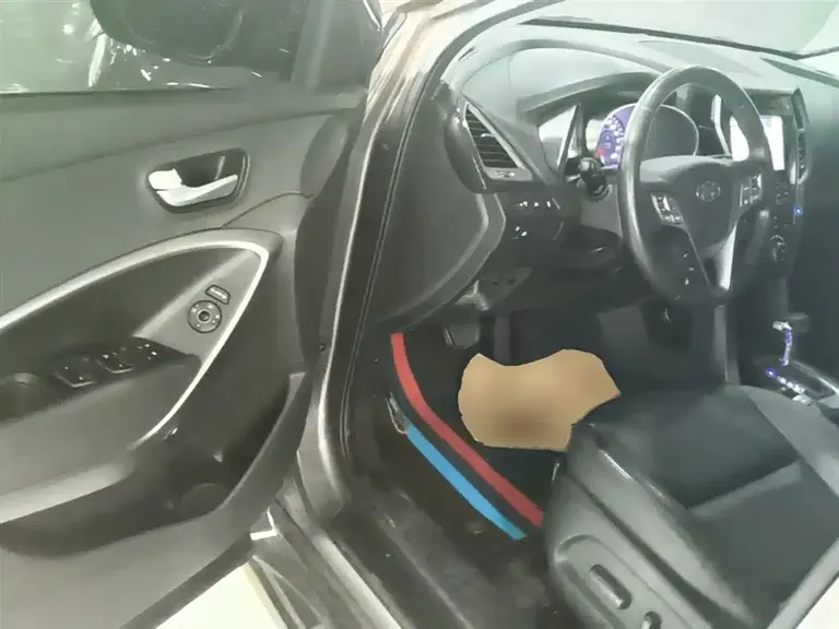 Hyundai Santa Fe 2.0 T Auto 2 WD Intelligent 5-seat