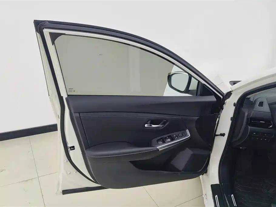 Sylphy 1.6 L XL CVT Smart Enjoyment