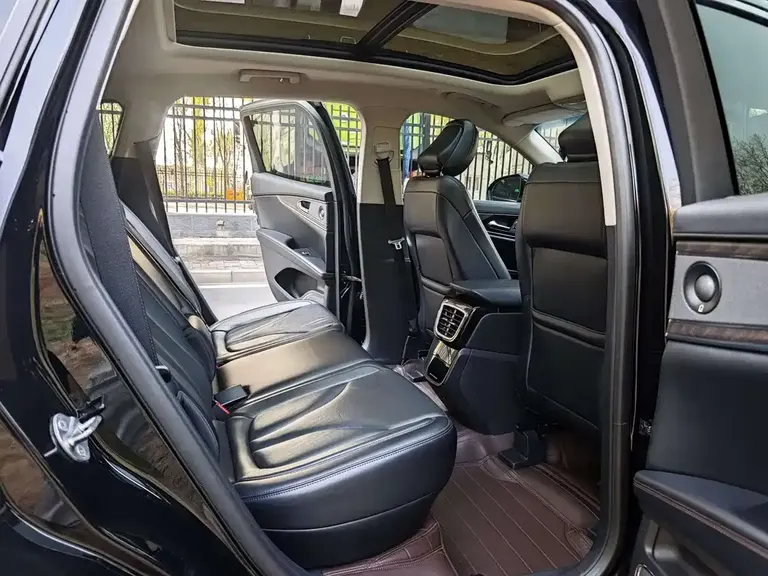 Lincoln Nautilus 航海家 2021款 2.0 T 两驱尊悦版