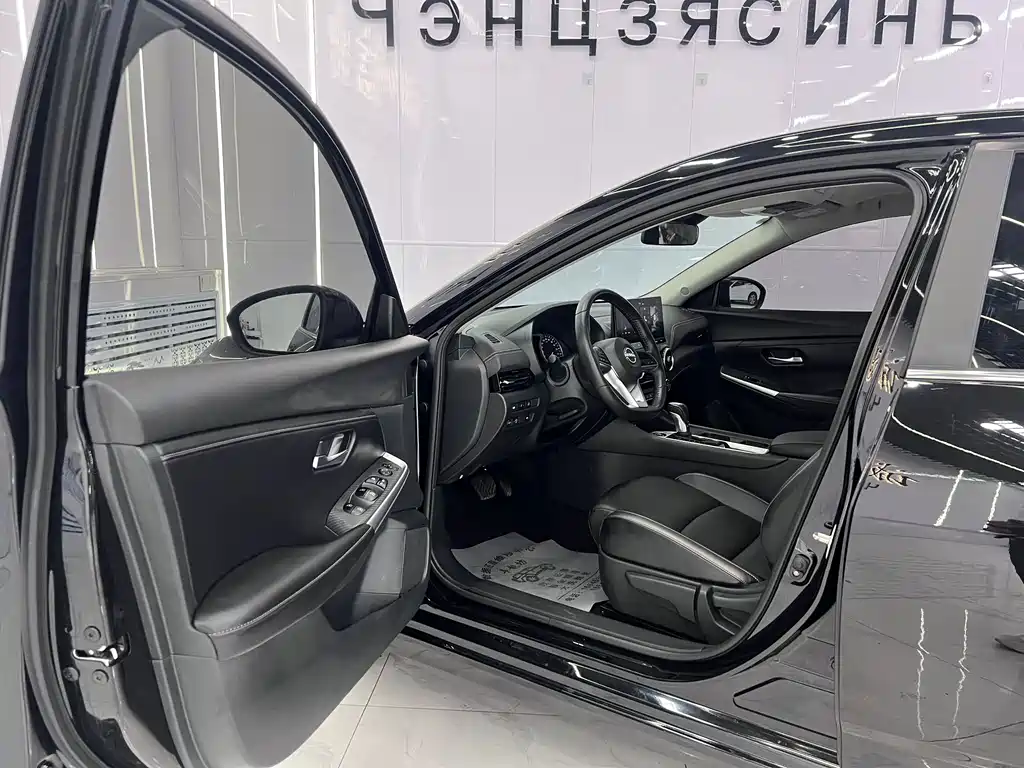 Sylphy Facelift 1.6 L CVT Joy
