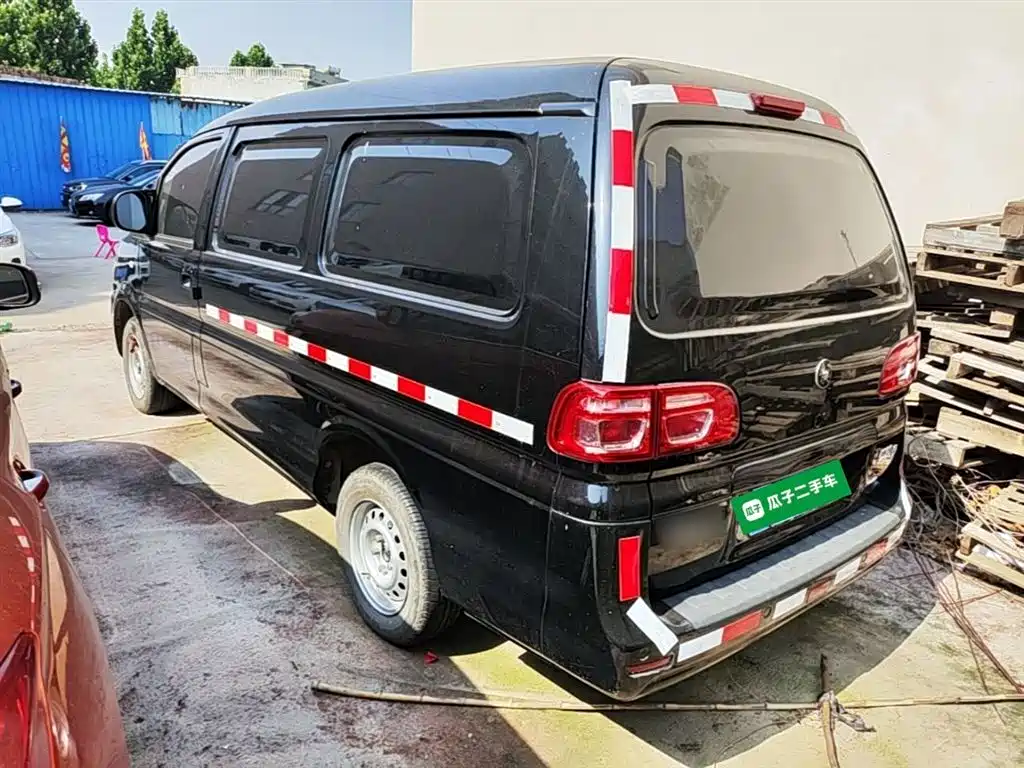Lingzhi 菱智 2023款 V3 1.6 L 基本型 2座