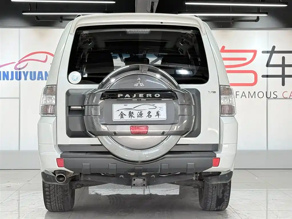 Pajero (Import) 帕杰罗进口 2016款 3.0 L 自动标准版 国IV