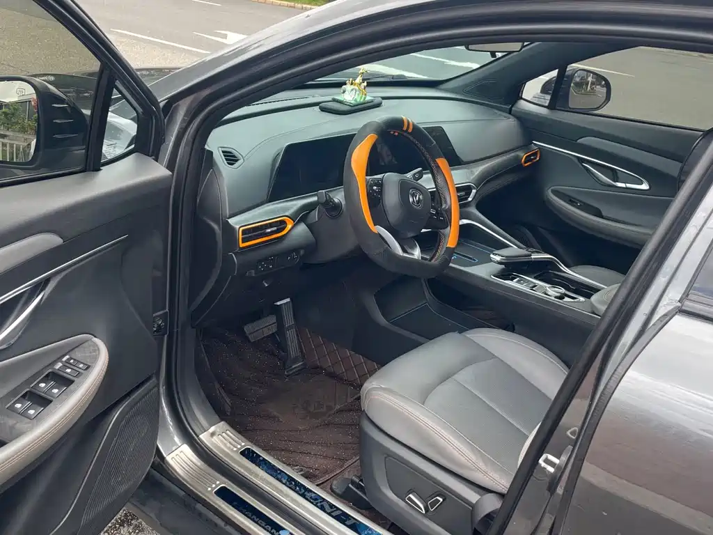 Changan UNI-T 1.5 T Sport Flagship