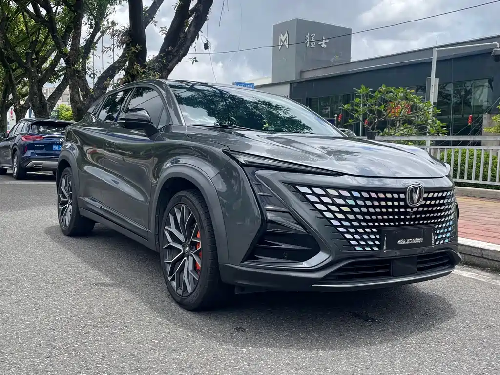 Changan UNI-T 1.5 T Sport Flagship