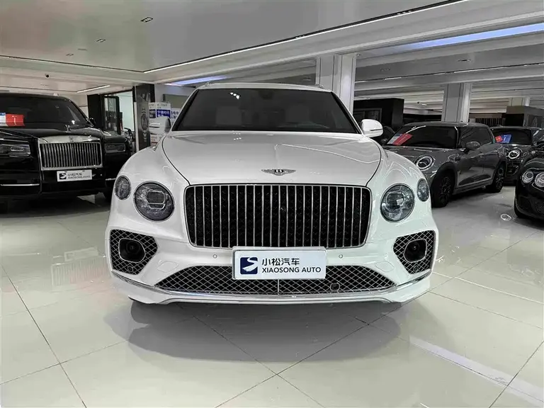 Bentley Bentayga 4.0 T V8 LWB Range Elegant Degree