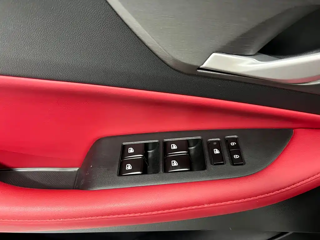 Changan CS35 PLUS Smooth Enjoyment 1.4 T DCT Luxury