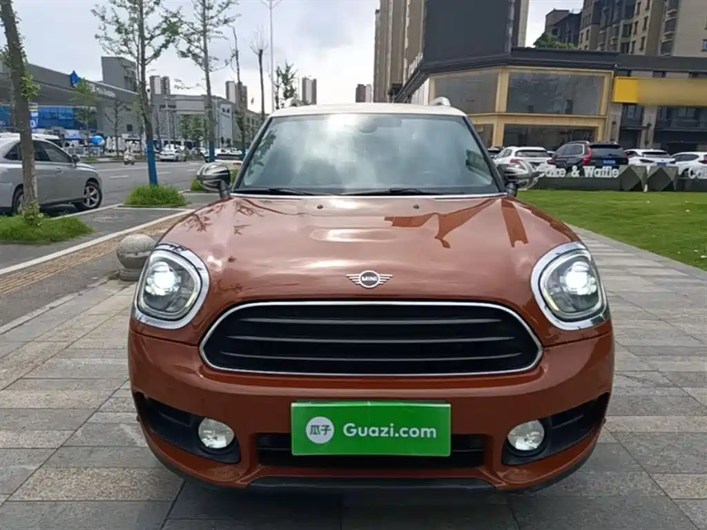 MINI COUNTRYMAN 1.5 T COOPER ALL4 Classic