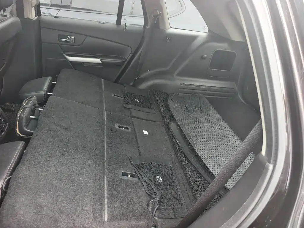 Edge (Import) 2.0 T Elite Sharp Sunroof