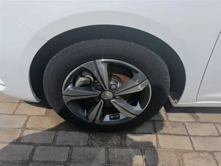 Geely Emgrand GL 1.4 T CVT Elite Smart Enjoyment