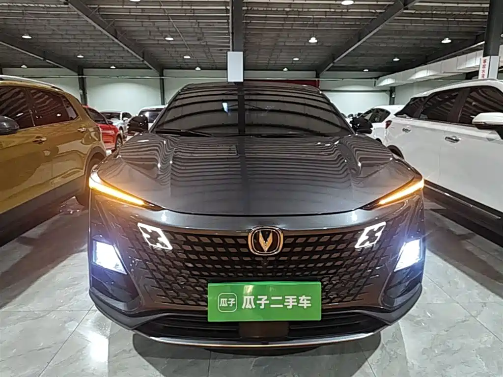 Changan UNI-T 1.5 T Distinguished