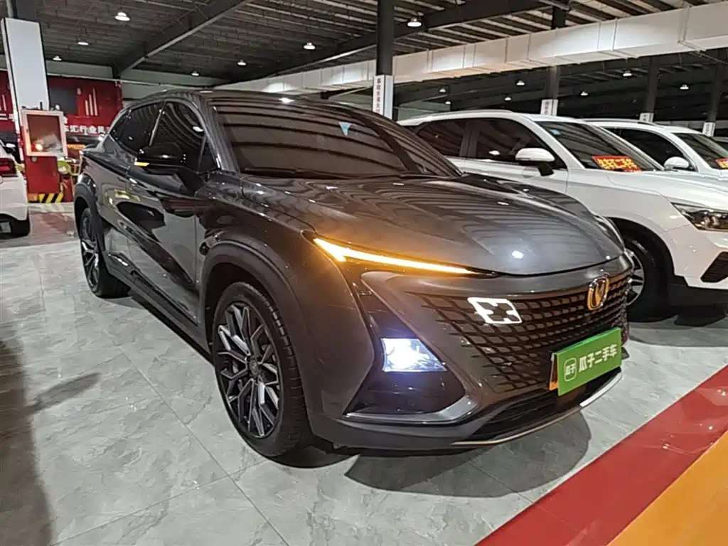 Changan UNI-T 1.5 T Distinguished