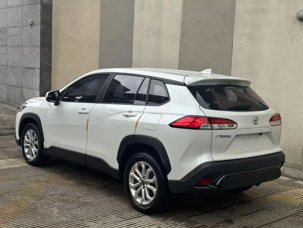 Frontlander 2.0 L CVT Luxury