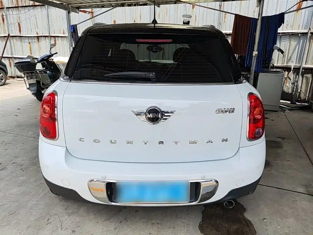 MINI COUNTRYMAN 1.6 L COOPER Fun