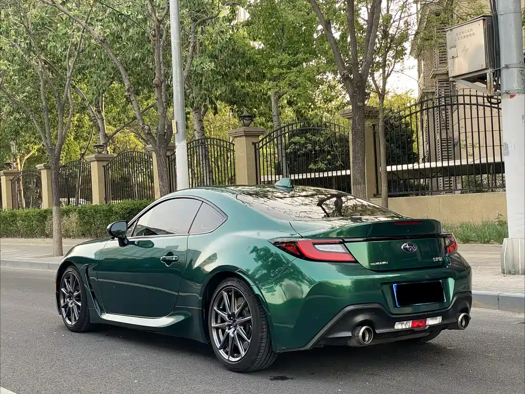 Subaru BRZ 2.4 L Manual