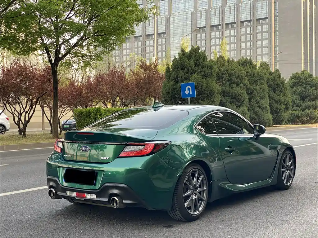 Subaru BRZ 2.4 L Manual