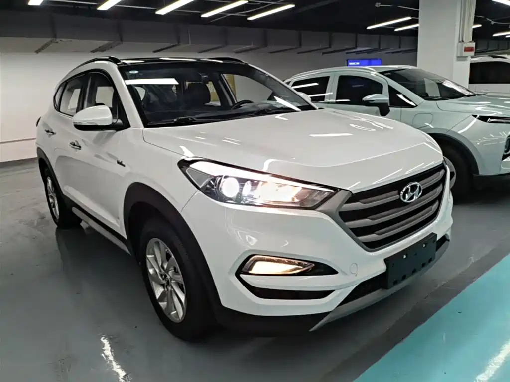 Tucson 1.6 T DCT 2 WD 15 Anniversary Special Edition