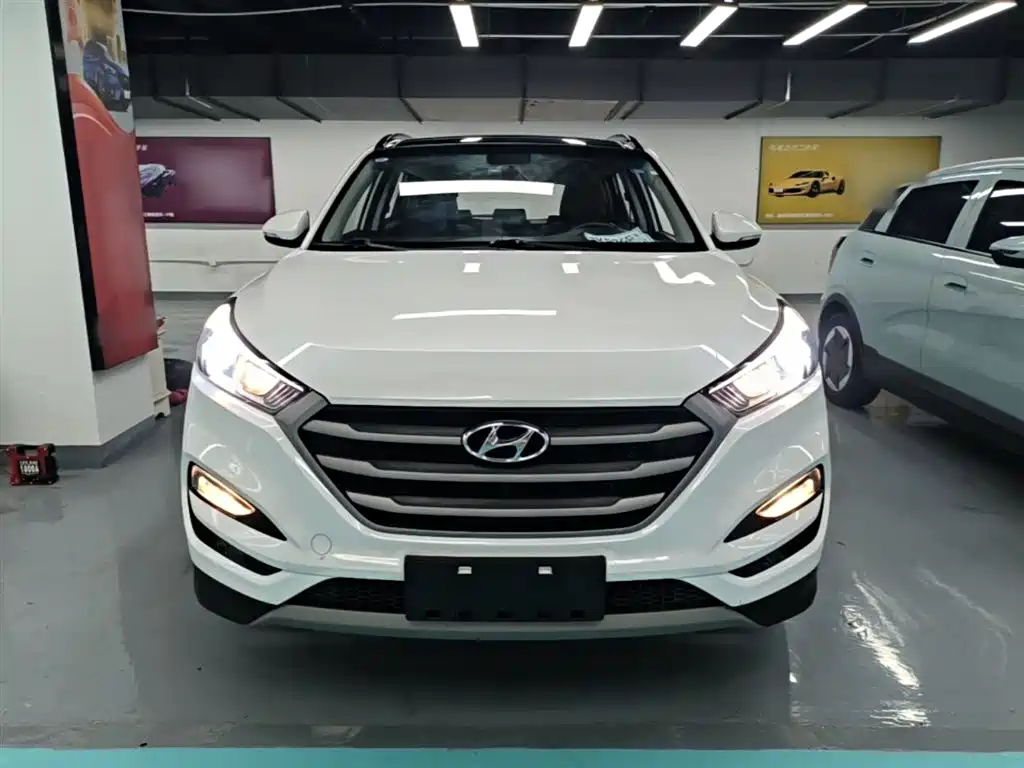 Tucson 1.6 T DCT 2 WD 15 Anniversary Special Edition