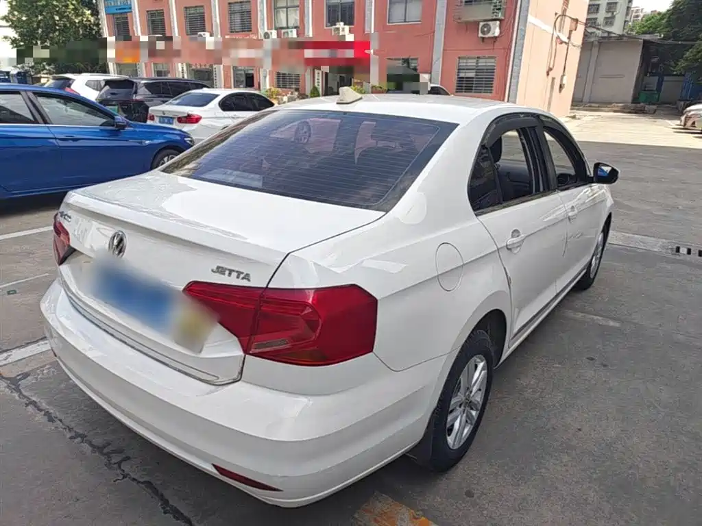 Jetta 1.4 L Manual Fashion