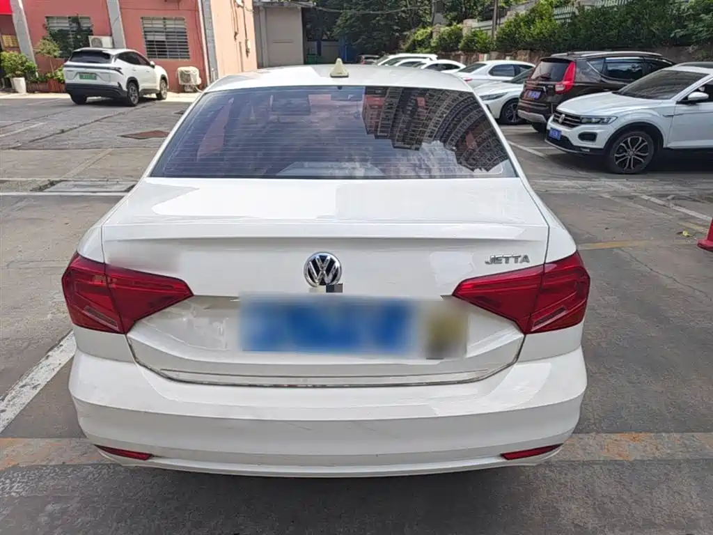 Jetta 1.4 L Manual Fashion