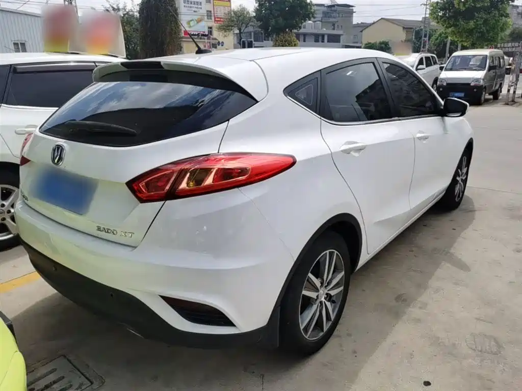 Eado XT 1.6 L Manual Handsome Cool CN-IV