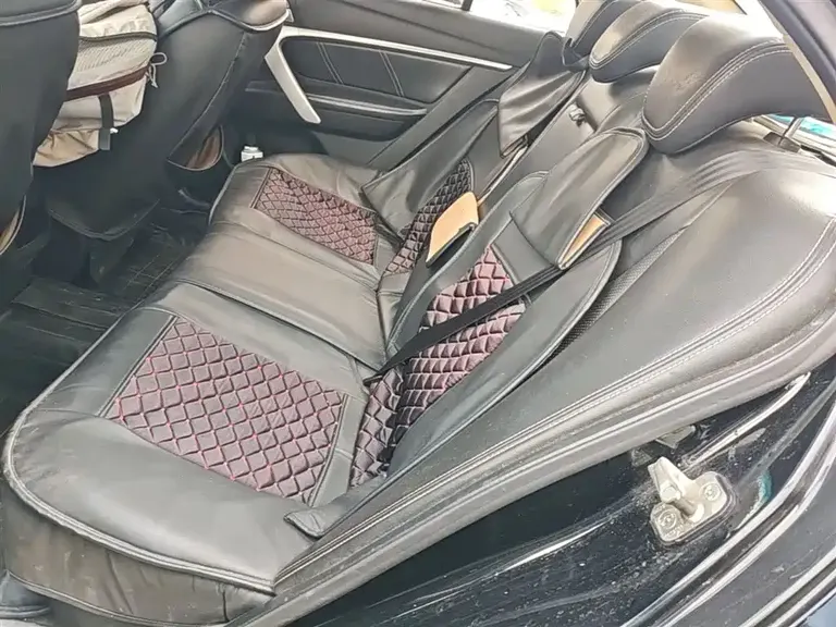 Geely Emgrand Sedan Million 1.5 L Manual Upward