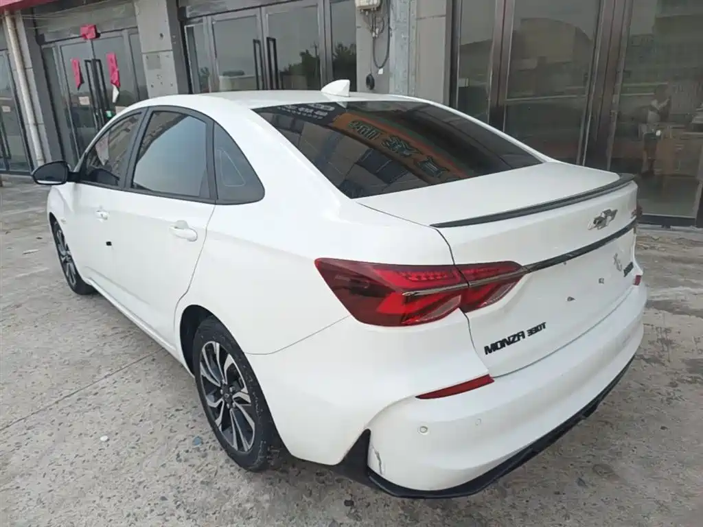 Monza Mild Hybrid RS 330 T Auto Exciting