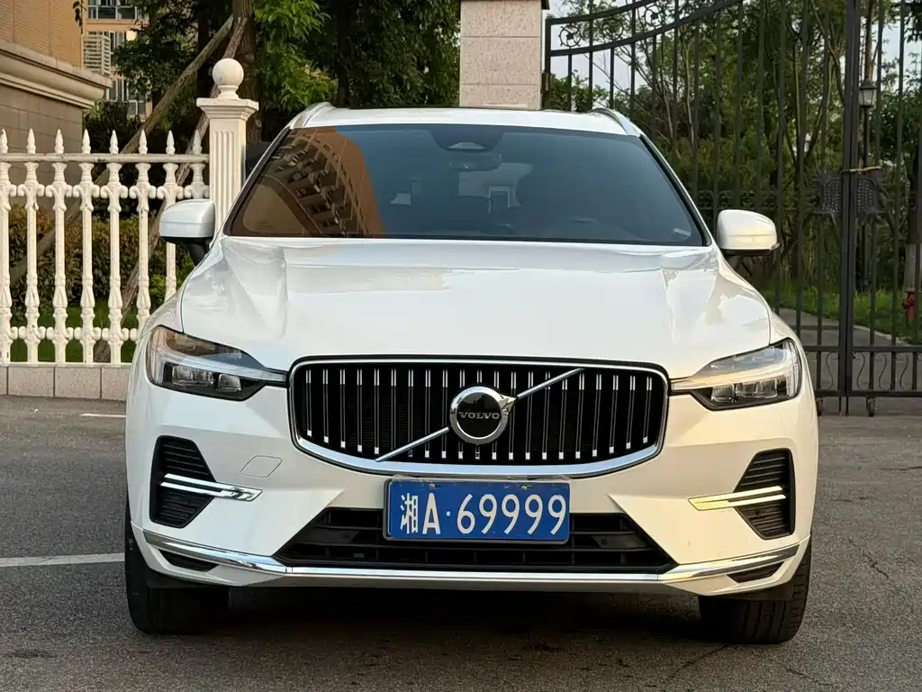 Volvo XC60 B5 4 WD Smart Vision Sport