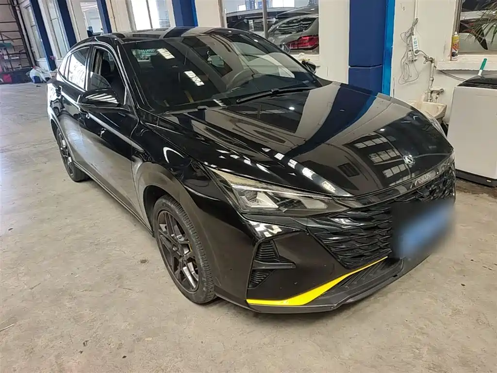 Yixuan Mach 1.5 T Auto Hunt Knight