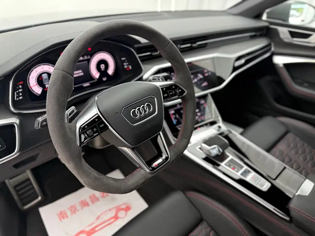 Audi RS 7 RS 7 4.0 T Sportback performance
