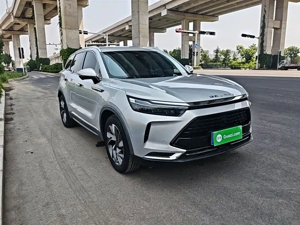 BAIC X7 1.5 TD DCT Premium Leading